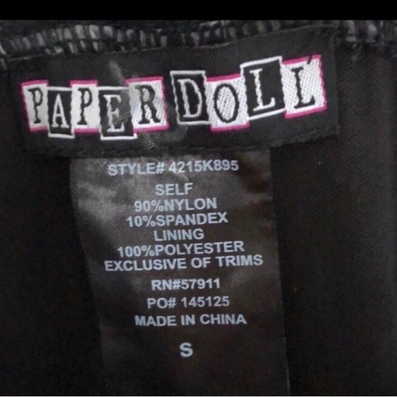 🖤Paperdoll Lace Dress - Picture 6 of 6